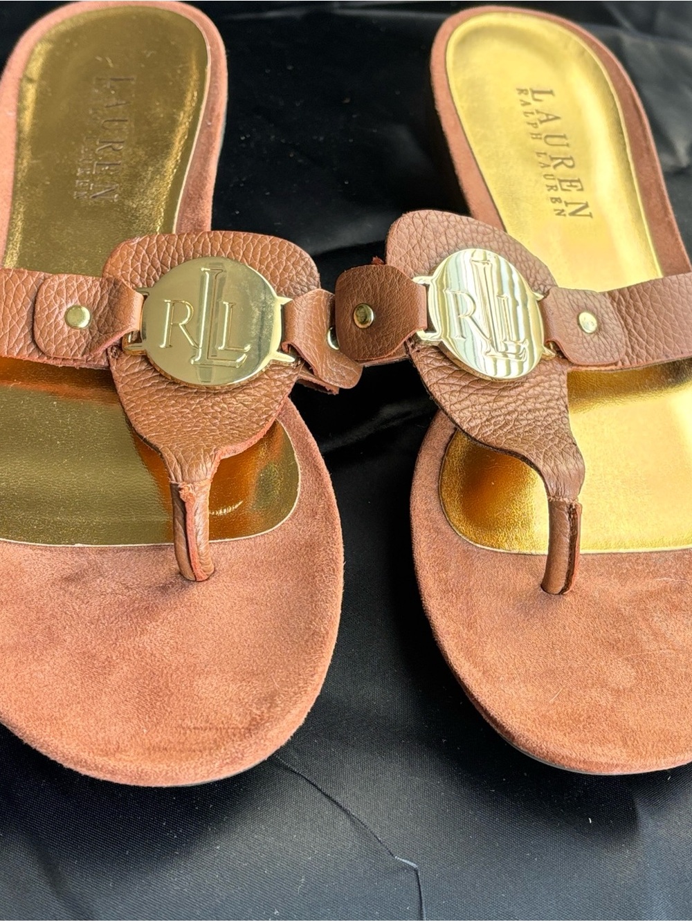 RALPH LAUREN Brown Leather Logo Thong Sandals with Gold Accents - Picture 6 of 9